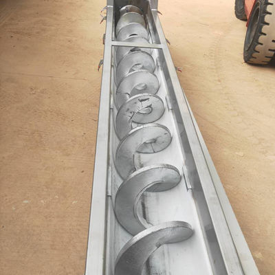 U Tipi Milsiz Çamur Tozu Burgu Vidalı Konveyör Makinesi SS316L 1-10t / h