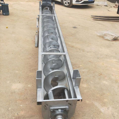 U Tipi Milsiz Çamur Tozu Burgu Vidalı Konveyör Makinesi SS316L 1-10t / h