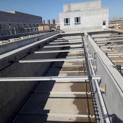 SS304 Zincir Plakalı Çamur Sıyırıcı Sistemi 18m uzunluğunda Kanalizasyon Arıtma Tesisi