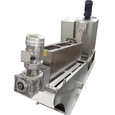 1-2500kgs / H Kıvrımlı Çamur Kurutucu Çok Diskli Vidalı Pres Çamur Susuzlaştırma Makinesi