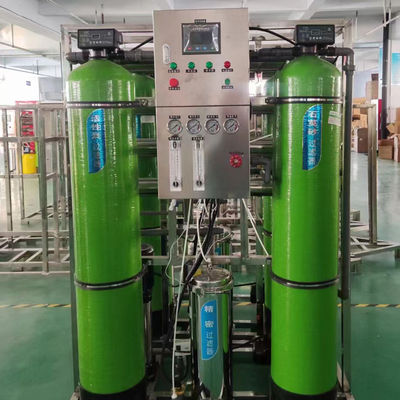 2000LPH Endüstriyel Reversr Osmosis Ekipmanı RO Su Arıtma Çevre Dostu