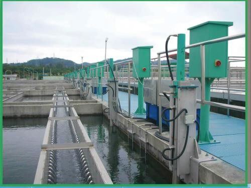 Kare Atıksu Havuzu İçin Kullanılan Pistonlu Alt Sıyırıcı