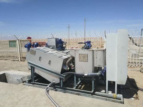 Karbon Çelik Çamur Susuzlaştırma Makinesi, 0.3Kw Çok Diskli Vidalı Pres