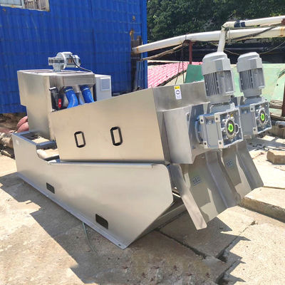 Katı Sıvı Ayırma SS304 Spiral Çamur Susuzlaştırma Makinesi Otomatik Vidalı Tip