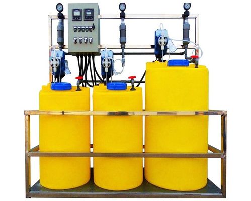 1000L/H PE Pac Pam Flokülant Otomatik Dozajlama Makinesi Yavaş Salınımlı Çözünme