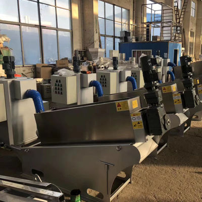 Kimya Tesisi için 50m3 / H Vidalı Pres Çamur Susuzlaştırma Makinesi