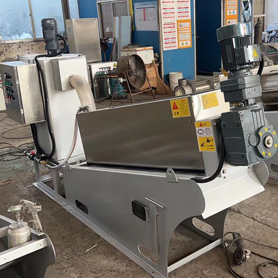 Kimya Tesisi için 50m3 / H Vidalı Pres Çamur Susuzlaştırma Makinesi