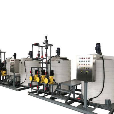 Dolaşan Soğutma Suyu Sabitleyici için Enerji Tasarruflu 2000L / H PE Pıhtılaştırıcı Dozajlama Sistemi