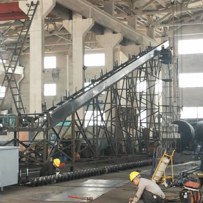 Karbon Çelik Çamur Vidalı Bantlı Konveyör 300mm Boşaltma Vidalı Konveyör