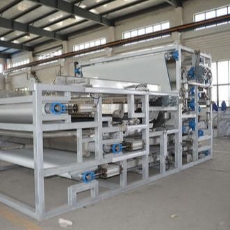 Döner Tambur Yerçekimi Bant Yoğunlaştırıcı Çamur Bant Filtre Pres 500mm 5m3 / H