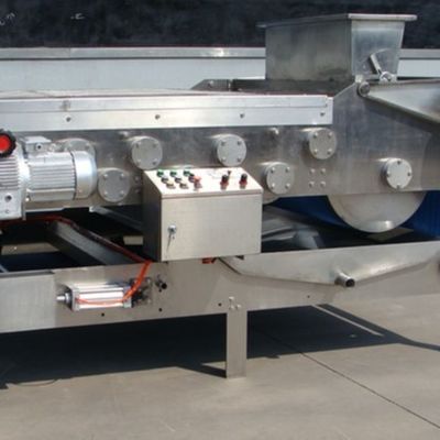 201, 301 Çamur Pres Makinası 1.5Kw mil vidalı tip Atıksu Arıtma
